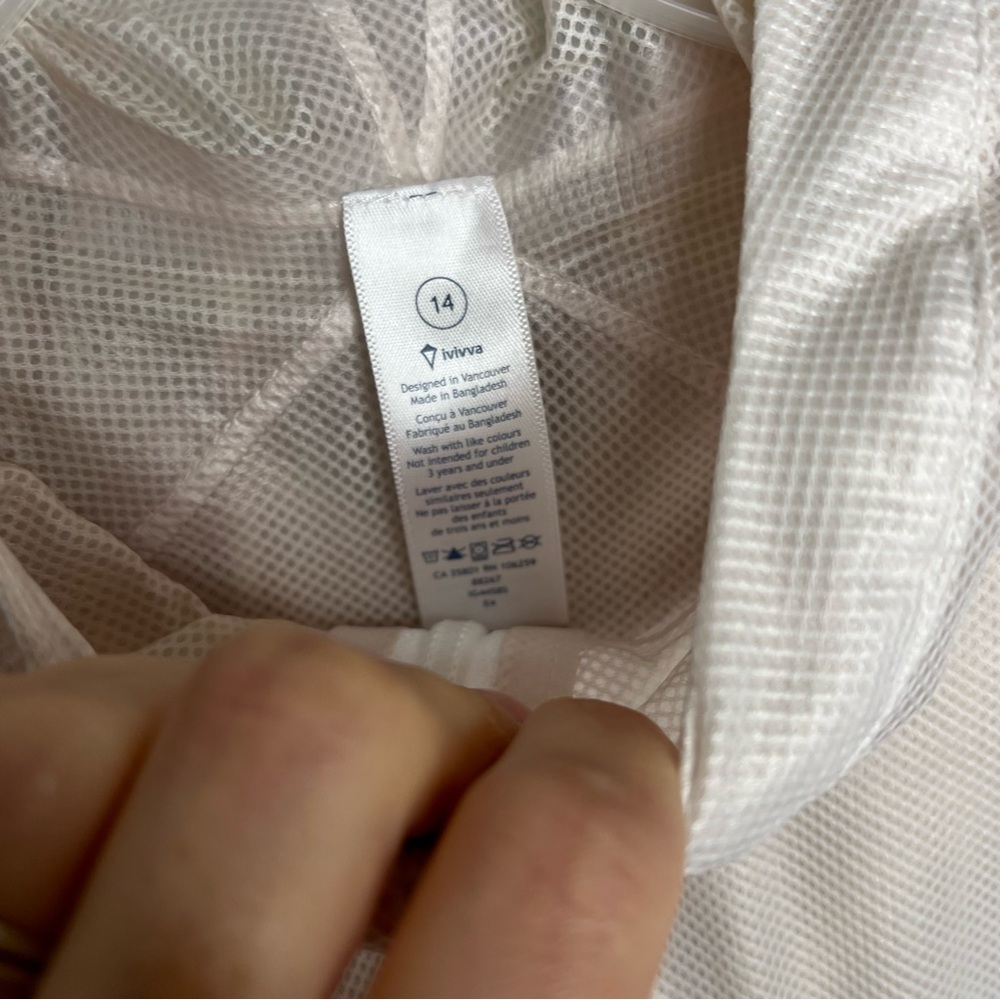 Ivivva Lululemon Zip Front Hooded Windbreaker A20 - Picture 4 of 7